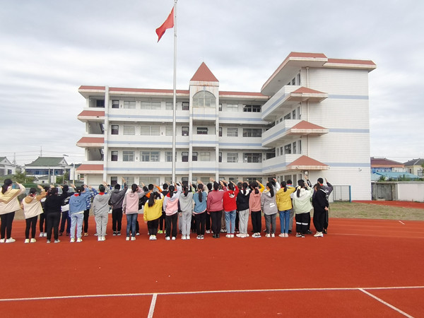 6d5b27f929b94da9bc7daef313dcf145.jpg