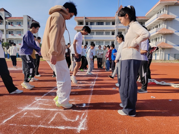 5a7fe36882f046e7950527e057df6898.jpg 5a7fe36882f046e7950527e057df6898.jpg