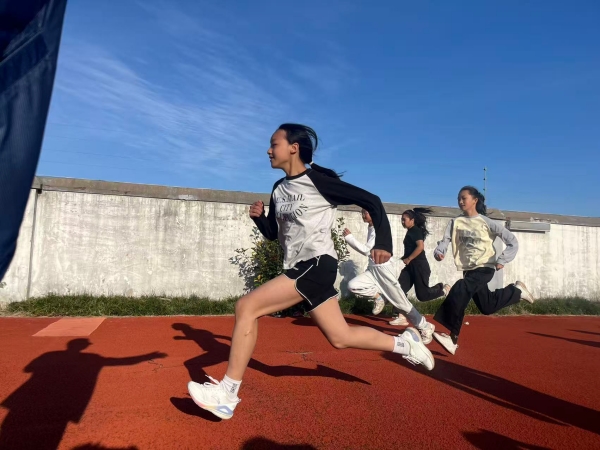 170f42771e76445181f09bcc1e04778a.jpg 170f42771e76445181f09bcc1e04778a.jpg